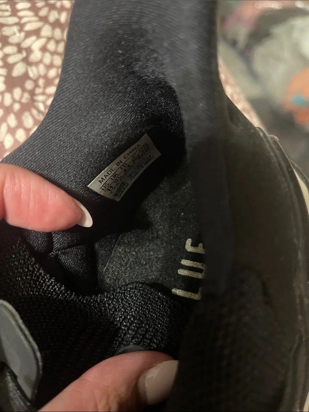 Adidas - Picture 4 of 5